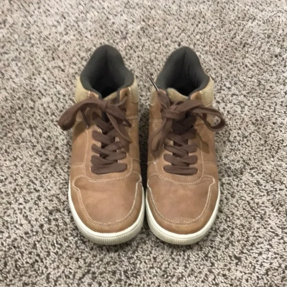 🌈Children’s place shoes​